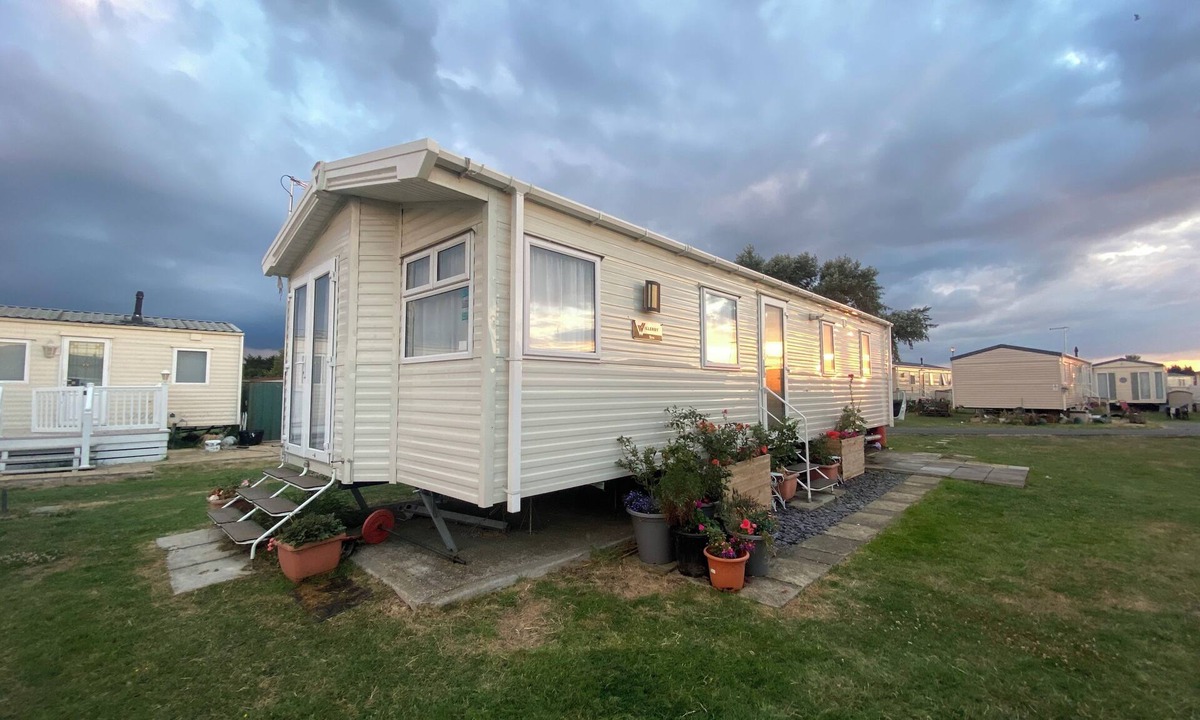 Isle of Grain House | Skye Breaks Boutique Holiday Home Stay By The Coast