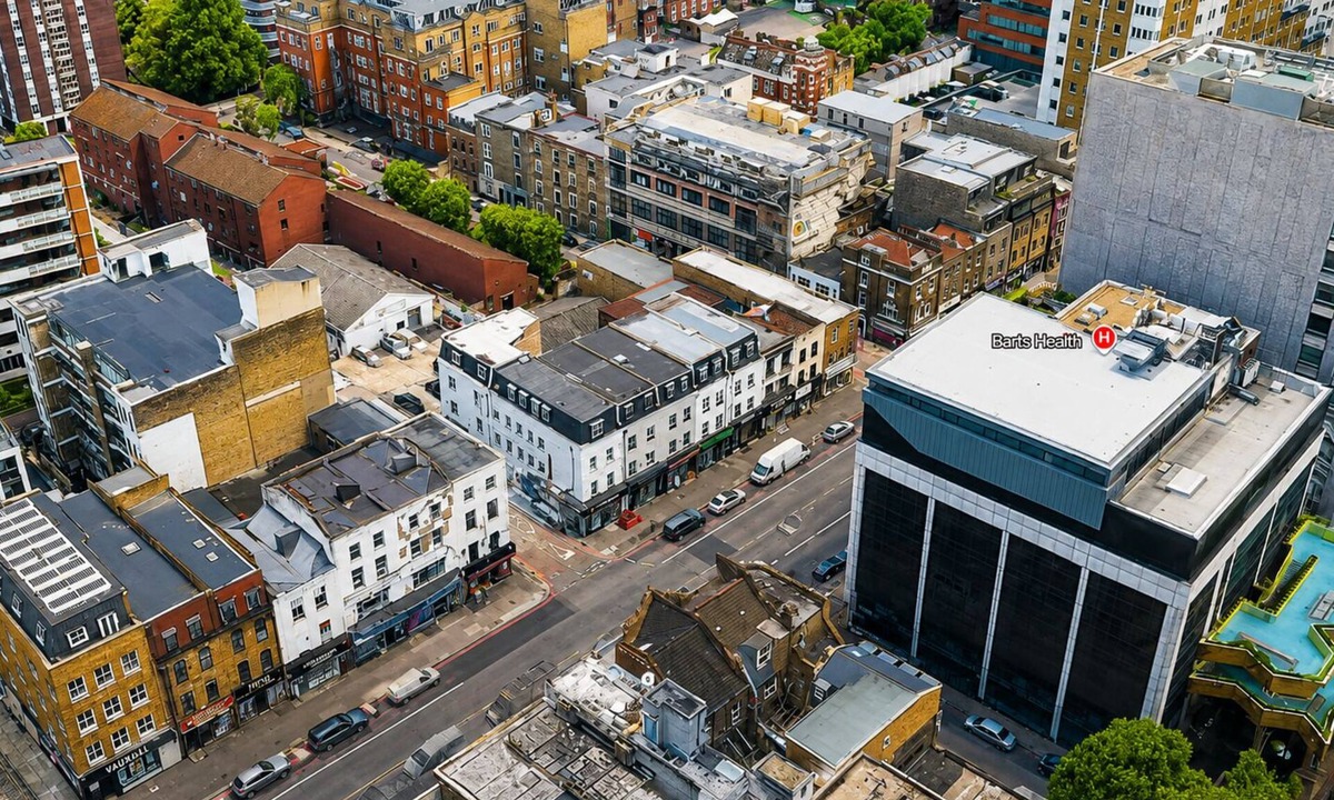Whitechapel Apartment | Skyline Studios Commercial Road