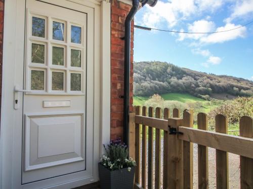 Llanfyllin House | Spring Bank