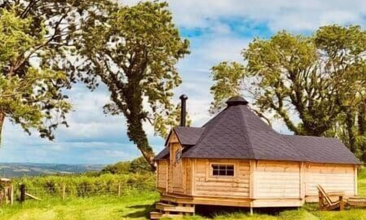 High Bickington Cabin | Stairway to Devon - Tarka Cabin