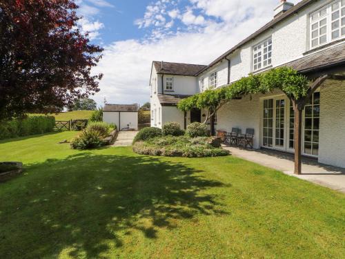 Kendal House | Stang Farm