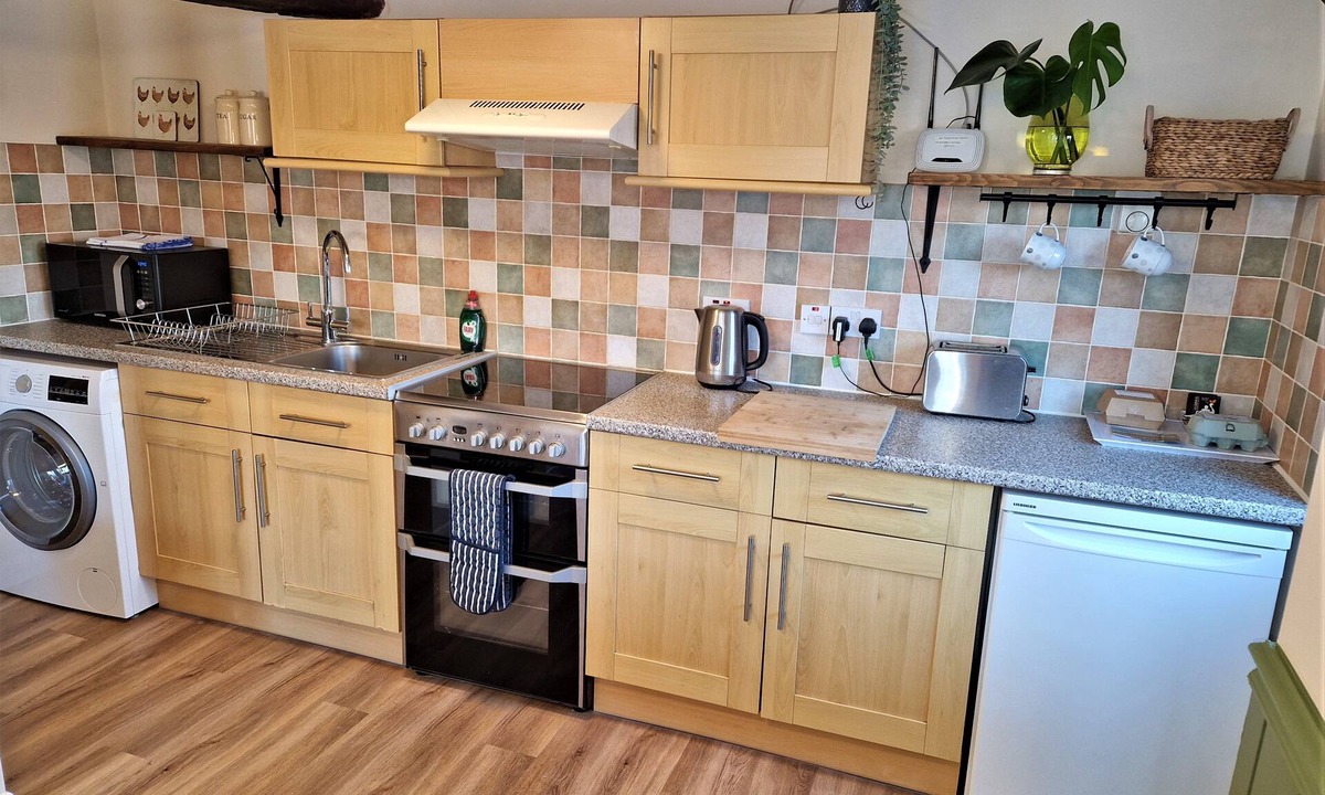 Ivinghoe Cottage | The Barn - an one bedroom (larger) that sleeps 2 guests in 1 bedroom