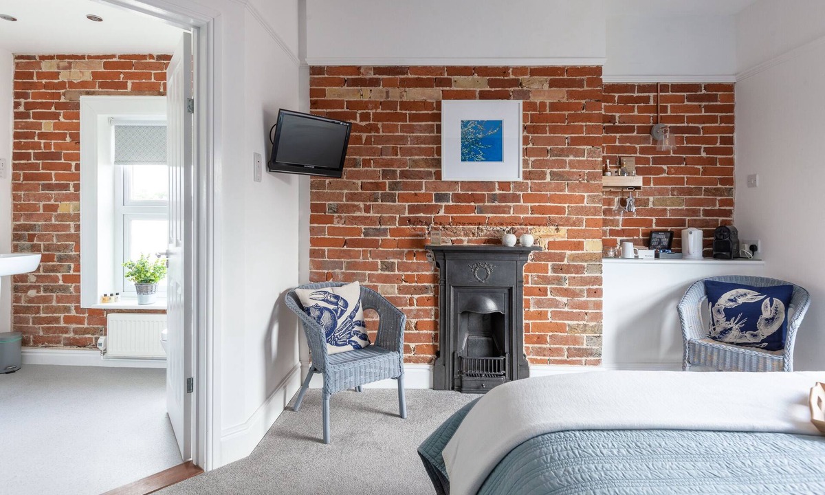 Cowes Bed & Breakfast | The Caledon