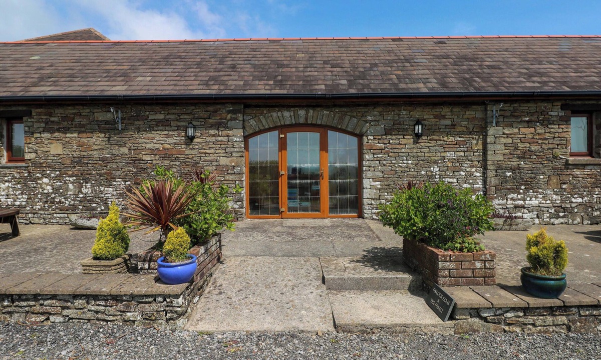 Llanrhidian Higher Cottage | The Dairy