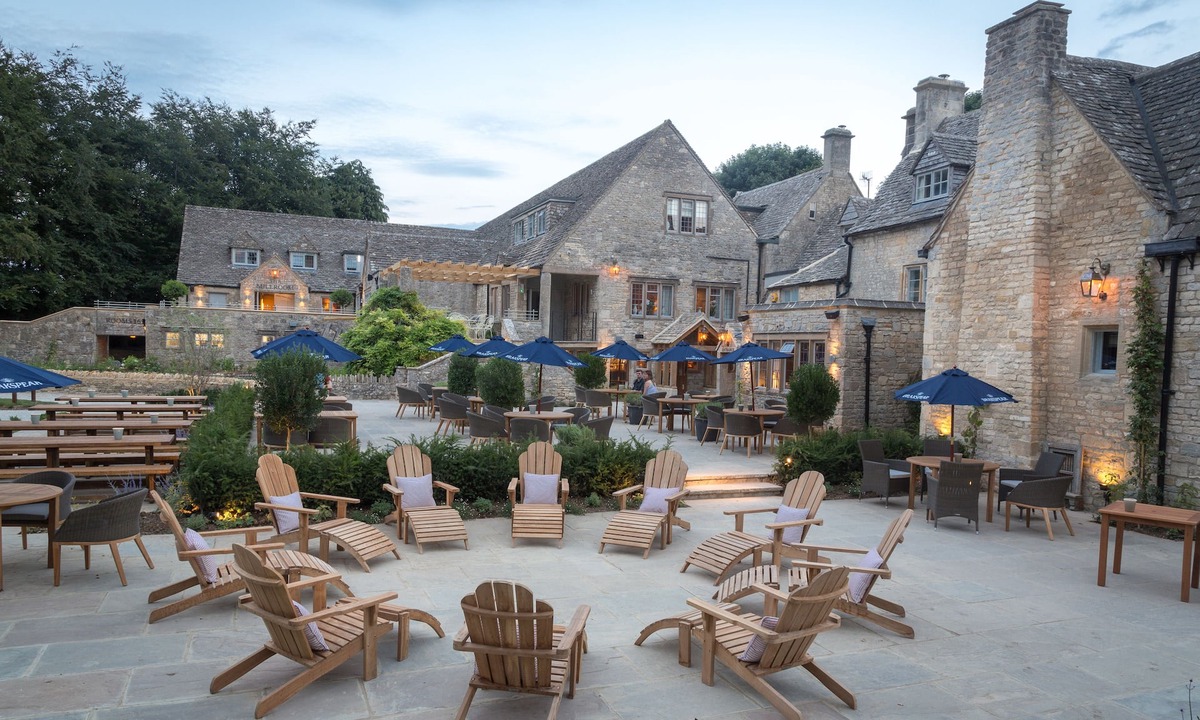 Shipton Oliffe Hotel | The Frogmill