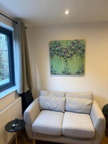 Severn Beach Apartment | The Haven Luxury Studio Apartment with parking