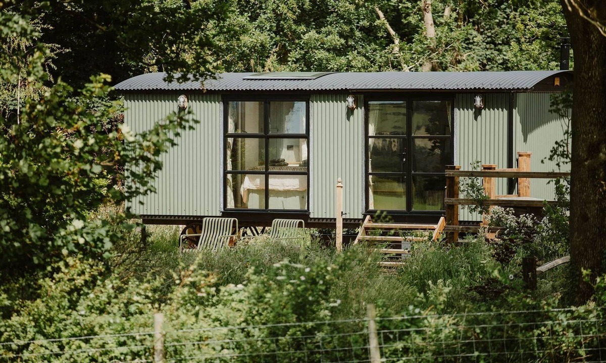 Lupton Cabin | The Holt, a Stunning Cumbrian Shepherd’s Hut