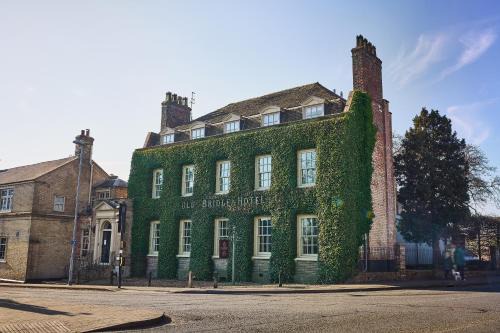 Godmanchester Hotel | The Old Bridge