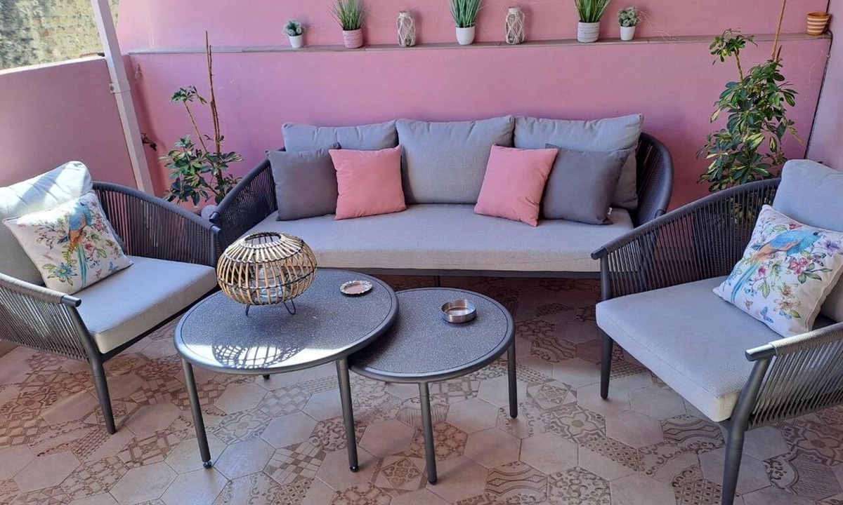Jewish Quarter Apartment | The Roman wall's balcony