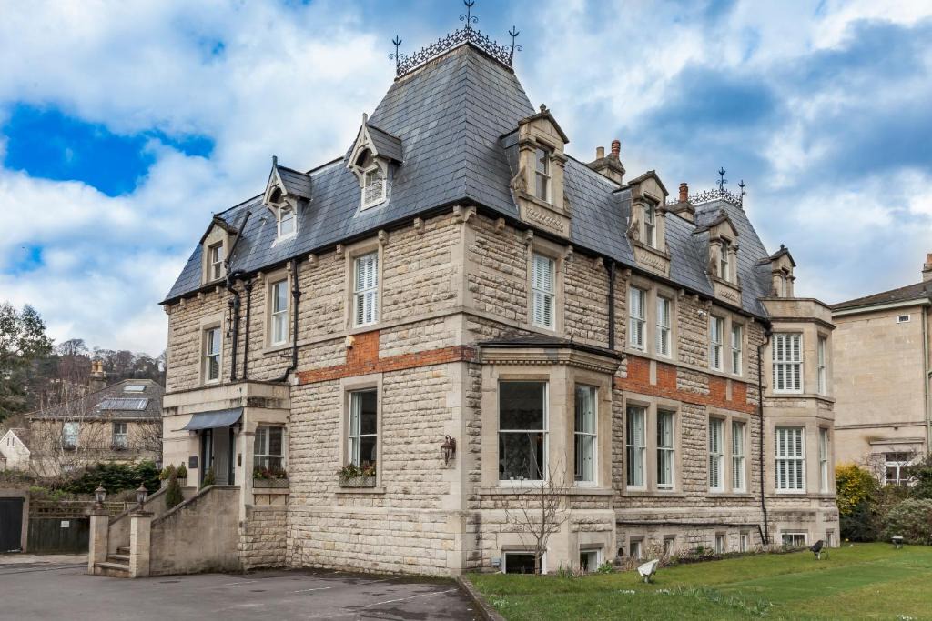 Bath Hotel | The Roseate Villa Bath