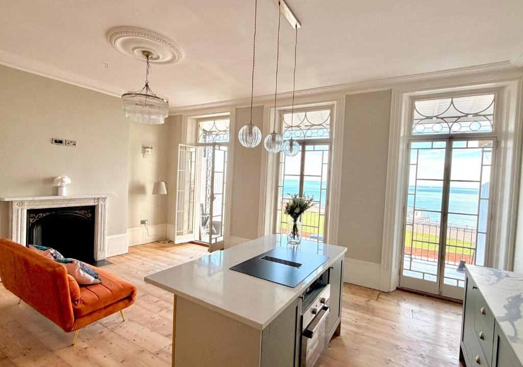 Ramsgate Hotel | The Royal Harbour Suites - Wellington Crescent