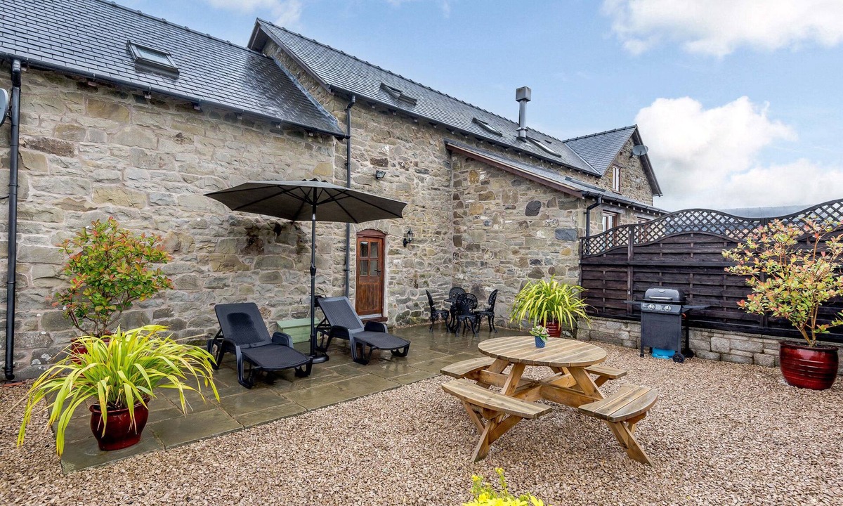 Welshpool Cottage | The Stables