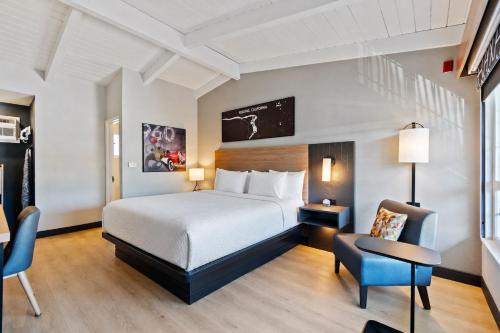 Downtown Hotel | Thunderbird Lodge
