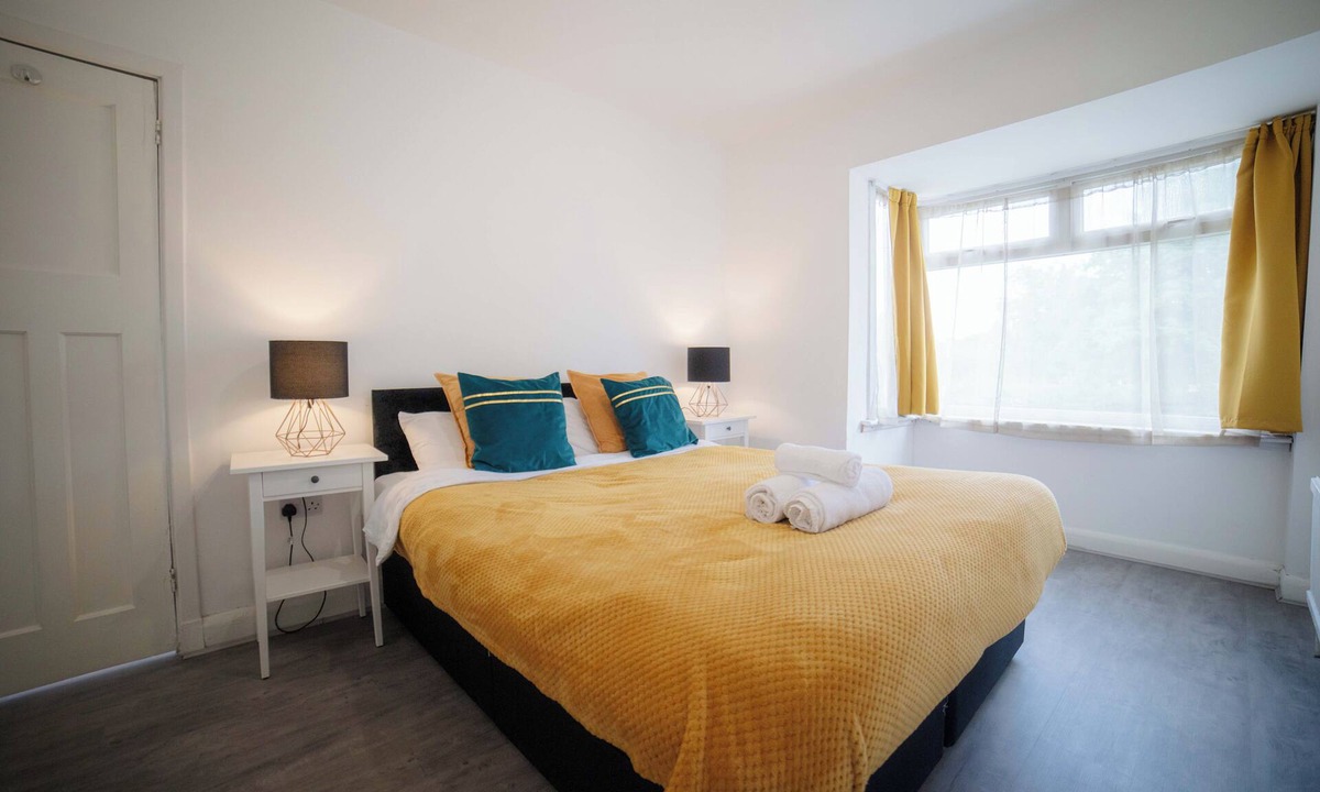 Hatfield House | Tranquil 3-bedroom house in beautiful Hatfield perfect for relaxing