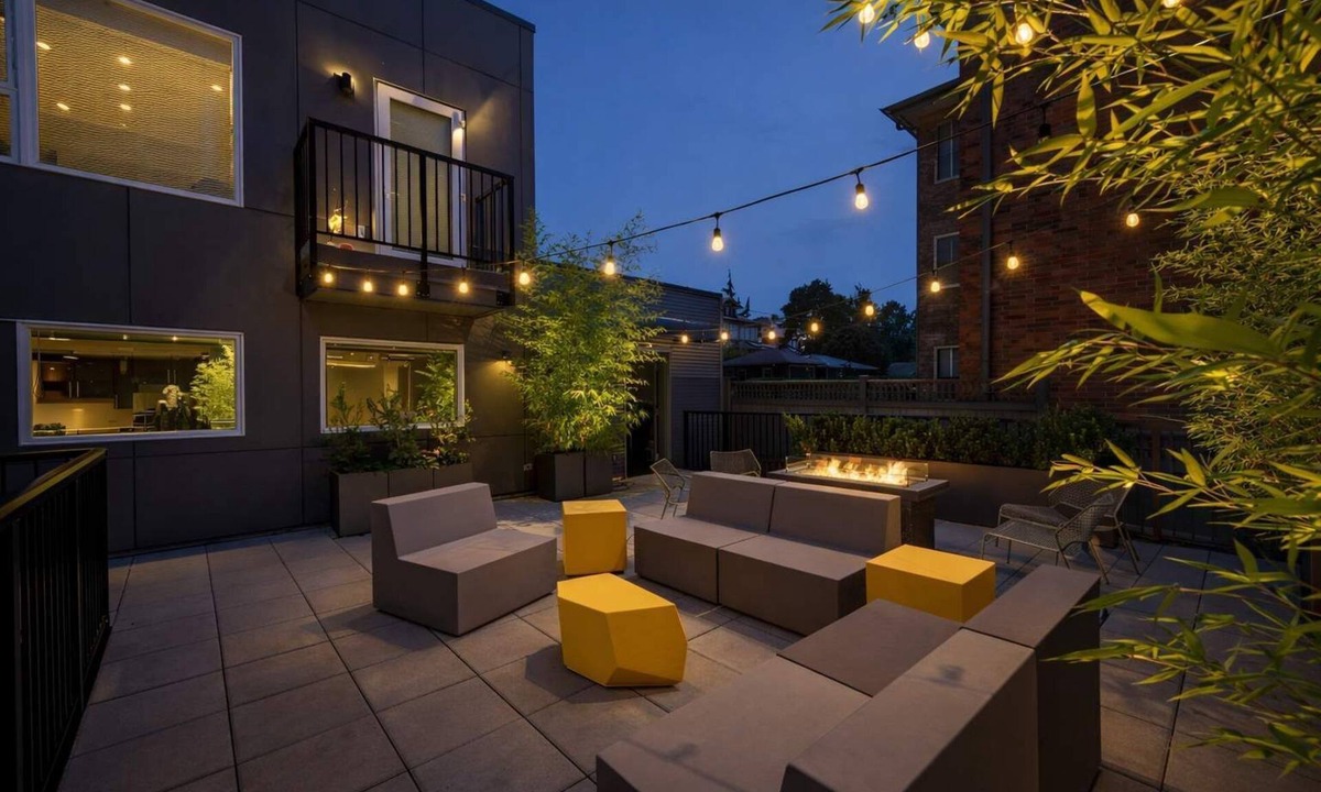 Capitol Hill Condo | Tranquil Studio with City Views Seattle