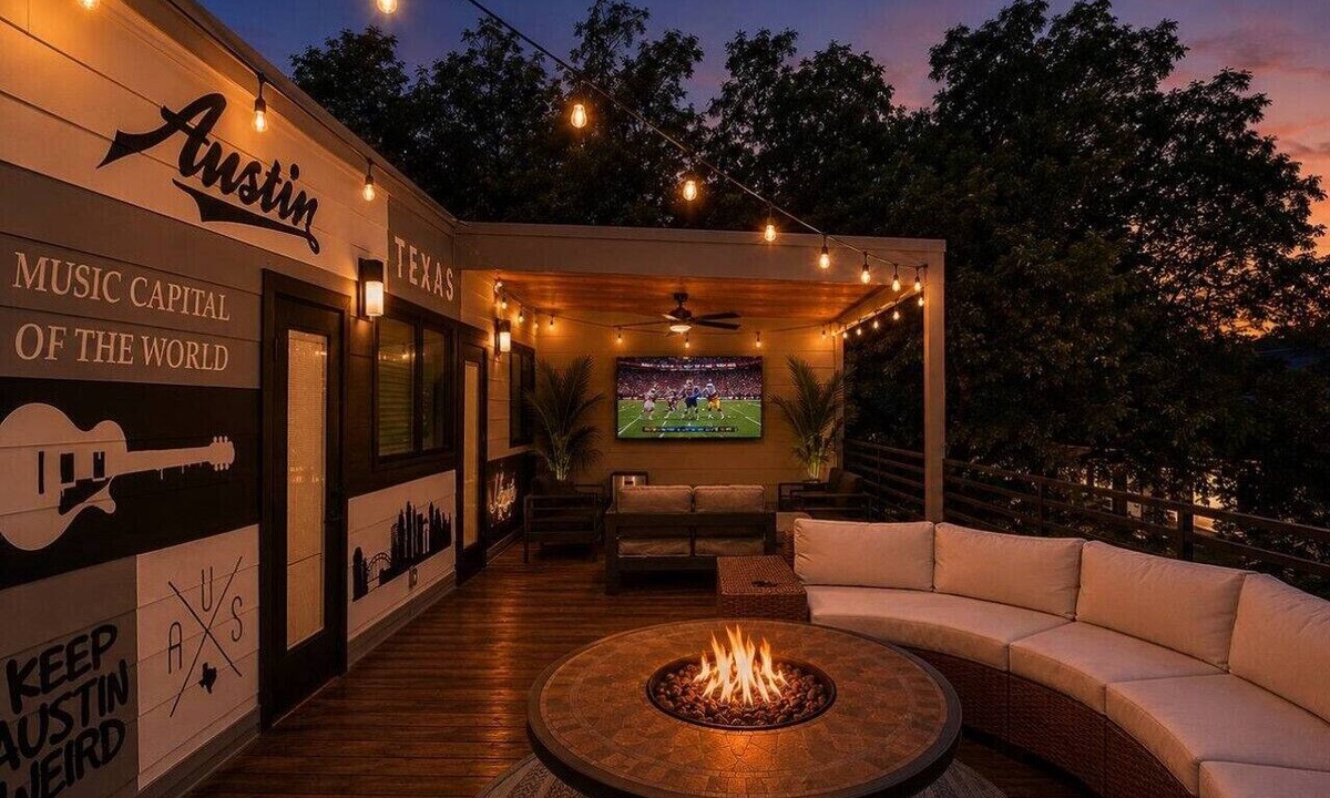 Blackshear-Prospect Hill House | Ultimate ATX Group Stay | Rooftop + Putting Green