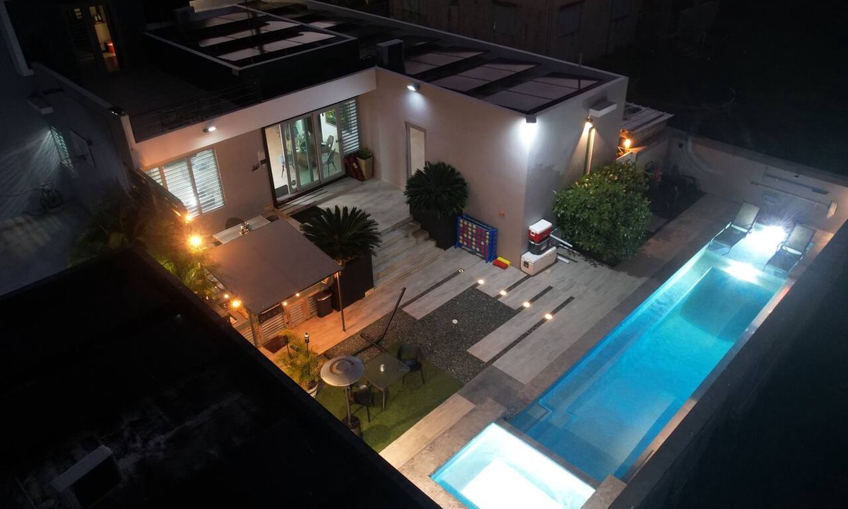 Capaez Villa | Utopia Luxury Villa - Private Pool, Hydromassage Jacuzzi & Near Amazing Beaches