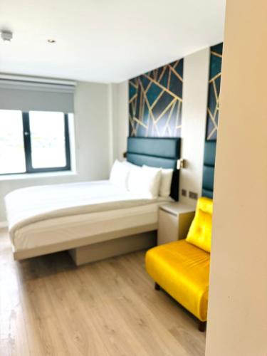 Dollis Hill Apartment | Victoria Studios