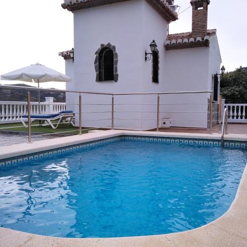 Torrox Ski Chalet | Villa Las Encinas COSTA DEL SOL