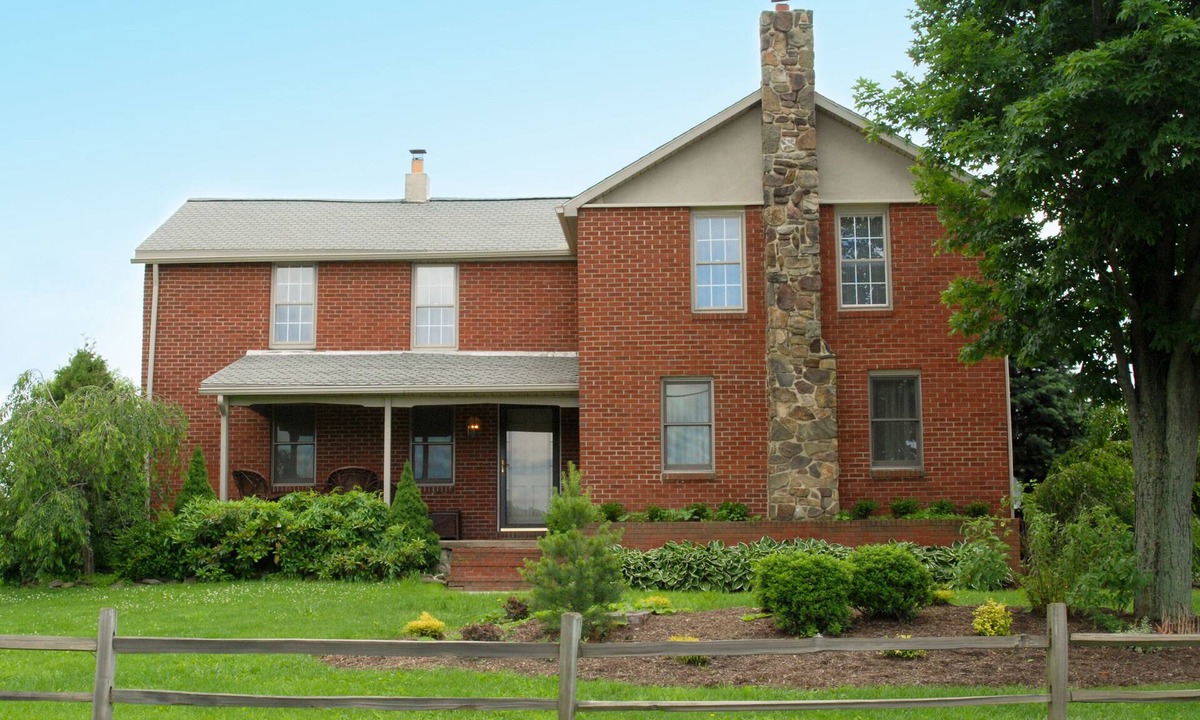 Mansfield House | WEEKLY DISCOUNTS AVAILABLE!