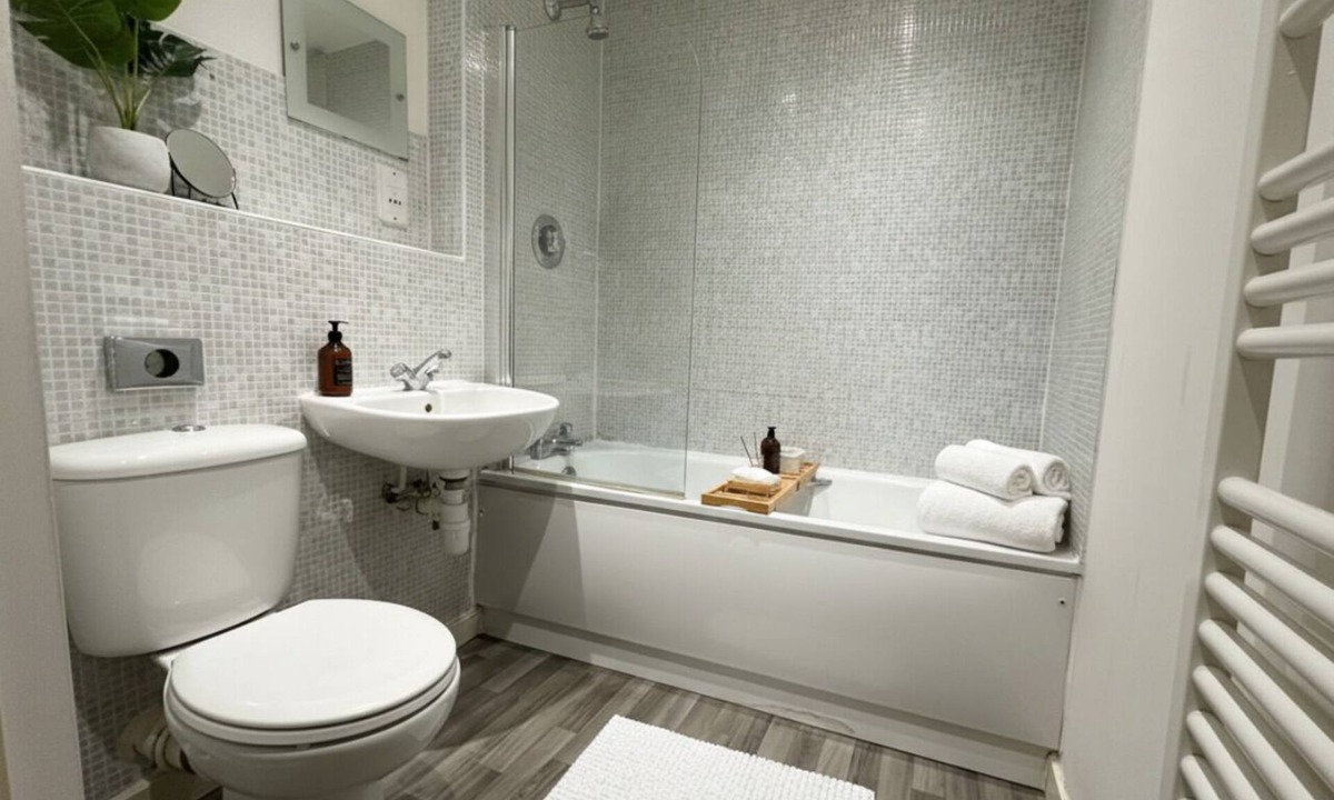 Birmingham City Centre Apartment | West Two 2-Bed High Floor with City Views