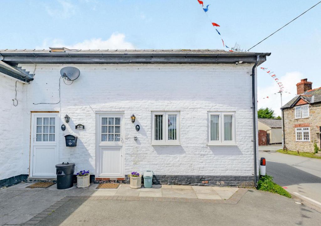 Welshpool House | Yew Tree Cottage