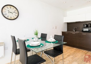 Birmingham Most Central Apartment with Free Secure Parking