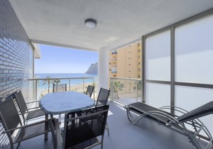 First line/Wifi/Spa/Seaviews/Heated pool/Pets