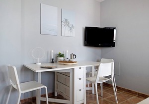 Vacation Apartment 'La Estrella II' with Sea View, Wi-Fi and Air Conditioning