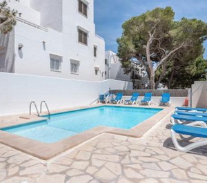 Apartamentos Karin 