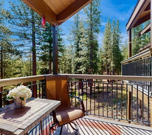 Horn Lodge Truckee 