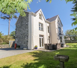Tyddyn Goronwy 