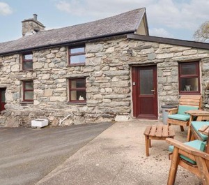 Y Bwthyn Llanbedr 