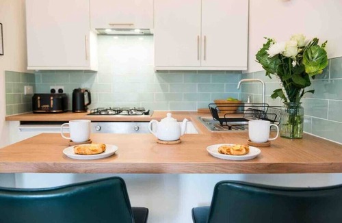 Riverside Condo | 1 bed central Cardiff loft apartment near Stadium