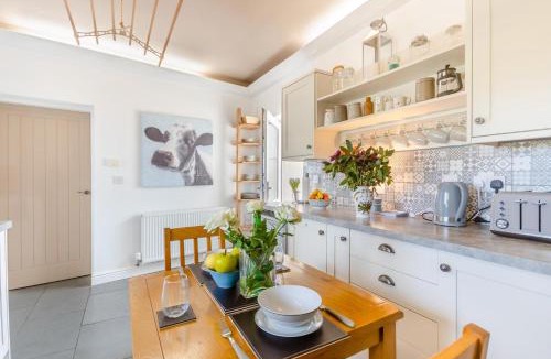 Colwyn Bay Apartment | 1 Bed in Glan Conwy oc-g30282
