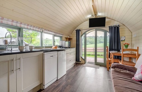 Aconbury RV Rental | 1 Bed in Hereford (oc-81293)