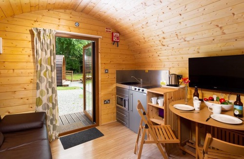 Kirkby Lonsdale Ski Chalet | 1 Bed in High Casterton (oc-h32960)