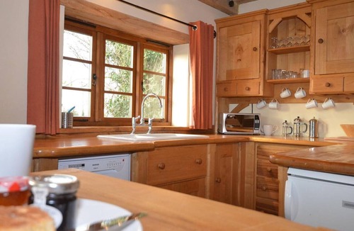Dundon Cottage | 1 Bed in Somerton (oc-asher)