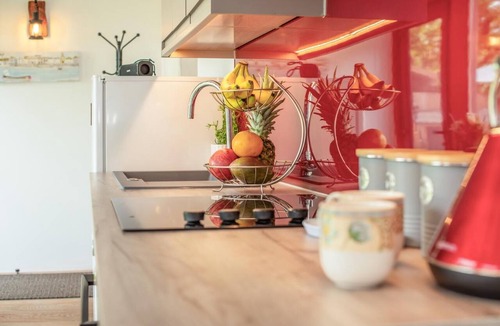 Stratton House | 1 Bed in Stratton (oc-f35146)