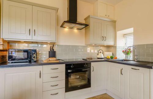 Castleton House | 1 Bed in Whitby oc-56590