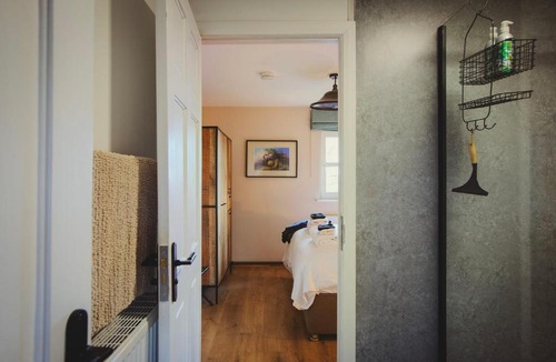 Bethania House | 1 Bed Rural Escape between Coast & Mountains at Mud & Wool