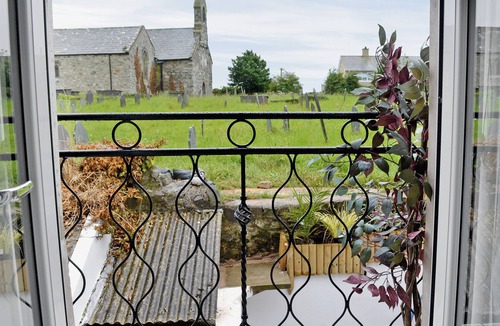 Rhyd-y-clafdy Cottage | 1 bedroom accommodation in Abererch near Pwllheli