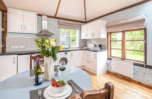 Woodbridge Cottage | 1 bedroom accommodation in Hacheston, near Wickham Market
