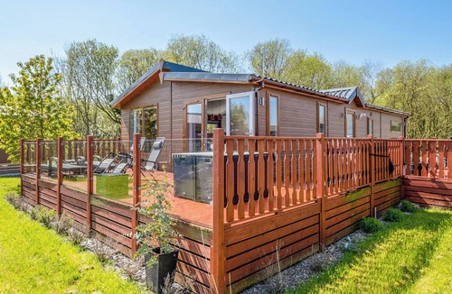 Carnforth Ski Chalet | 1 bedroom accommodation in Carnforth