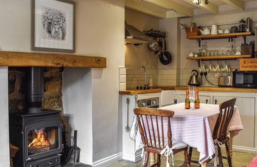 Castleton Cottage | 1 bedroom accommodation in Castleton