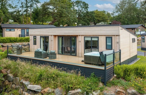 Narberth Ski Chalet | 1 bedroom accommodation in Narberth