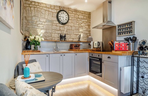 Hunstrete Cottage | 1 bedroom accommodation in Hunstrete, near Bath