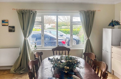 Flemingston Cottage | 1 bedroom accommodation in St Athan , near Cardiff