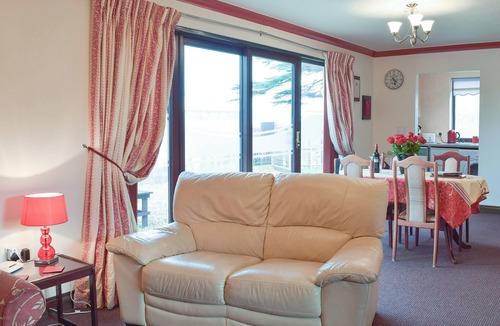 Llanybri Cottage | 1 bedroom accommodation in Cwmbach, near Whitland