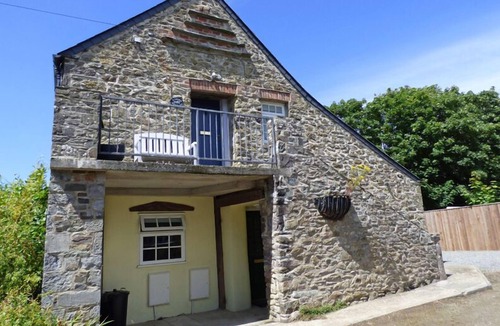 St Davids Cottage | 1 Grove Stables, Holiday Cottage St Davids, Sleeps 8, 4 bedrooms, bathrooms